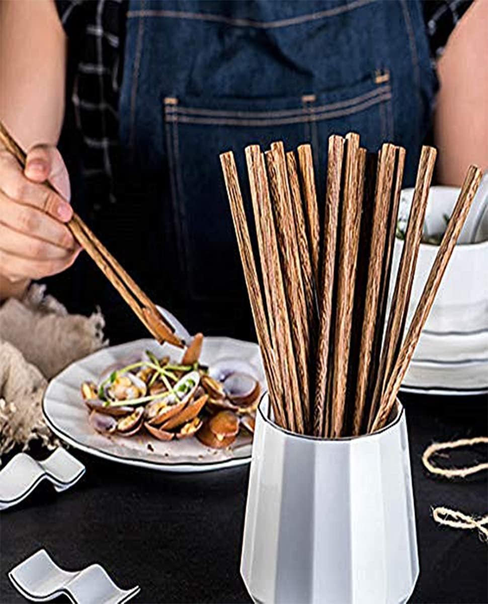 50-Pairs Wooden Chopsticks, Dishwasher Safe Chopstick,ReusableNatural Healthy, Chinese Classic Style for Kitchen, Dining Room, Gourmet, Noodles (9.8 Inch)… (50)